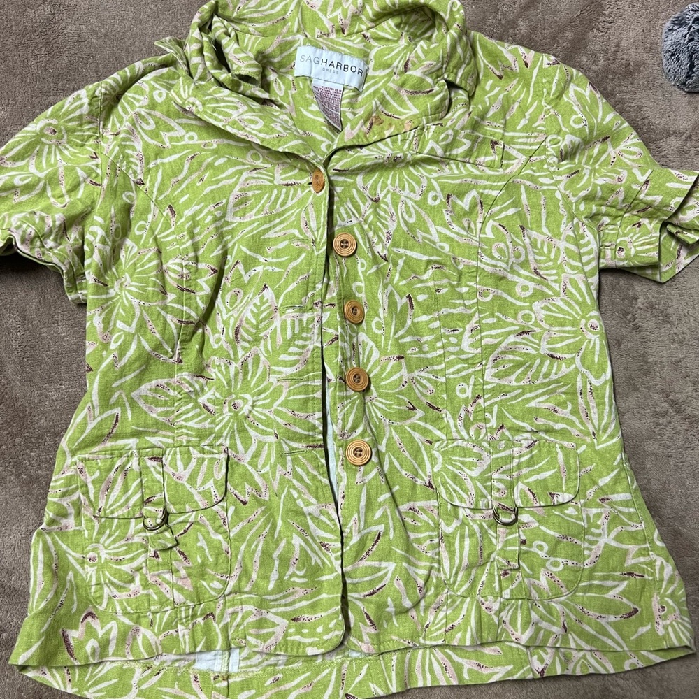 Green floral button up
